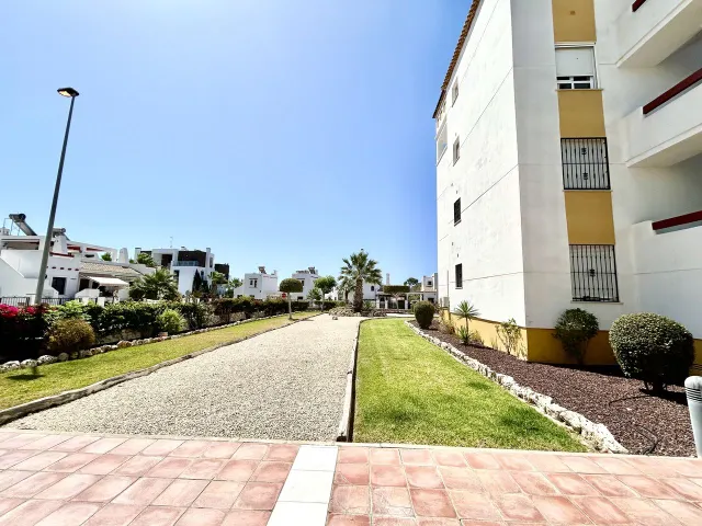 Apartamento 2 habitaciones 60m² en venta - Villamartin — 26