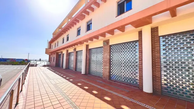 Local comercial 33 habitaciones en venta - Pueblo 8 — 2