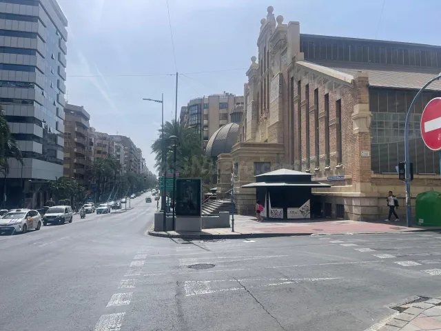 Piso con vistas al Castillo en pleno centro de Alicante. - foto 5