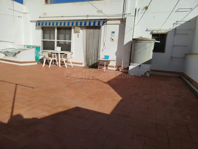 GRAN CASA EN EL CENTRO DE LA RÀPITA