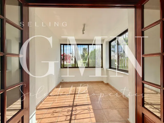EXCELENTE VILLA EN ESQUINA EN ALBIR | MÁS PRIVACIDAD, LUZ Y GRAN POTENCIAL — 23