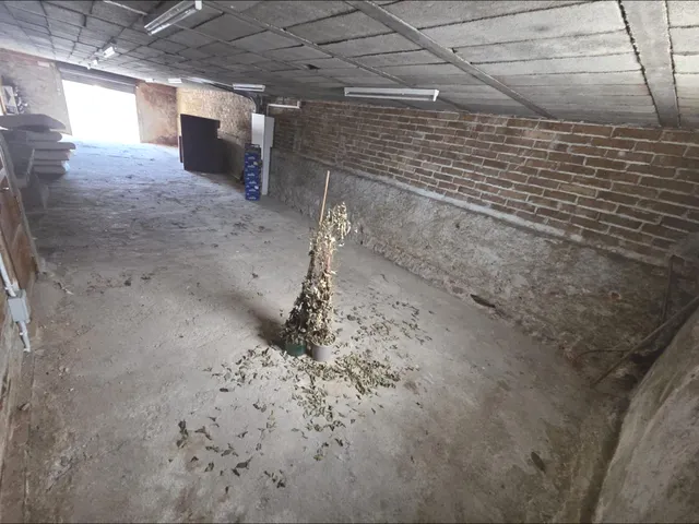 Gualba (Gualba de baix): local - almacén a pié de c-35 con muy buen acceso — 9