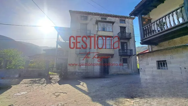 MAJESTUOSA CASA PARA REFORMAR. SOBA — 6