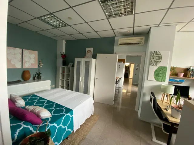 Local en Planta baja adaptado como vivienda con dos locales y superficie total 400m2 — 9