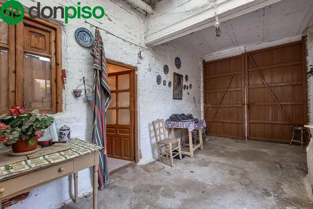 CASA CON TERRENO EN DURCAL — 2