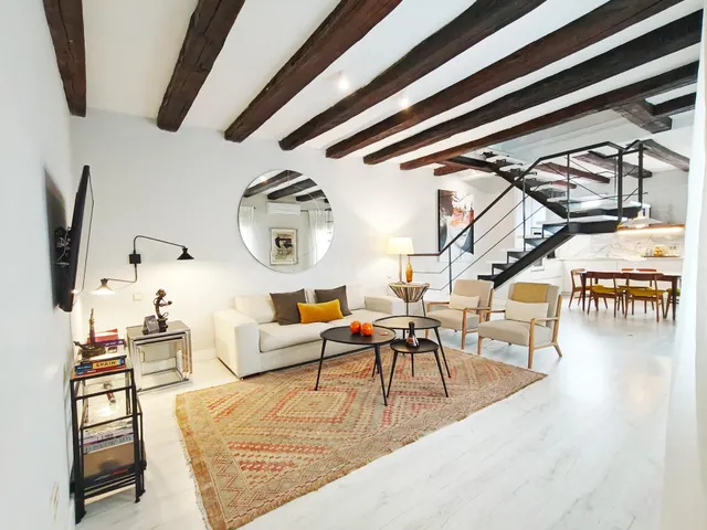Dúplex 3 habitaciones 150m² en alquiler - Cortes
