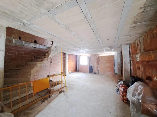 ESTRUCTURA EN VENTA EN LA ZONA CENTRO — 8