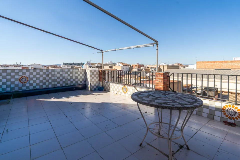 Espectacular ático con gran terraza en Paiporta
