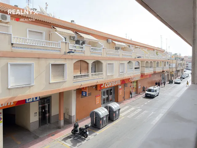 Playa de los locos! Estupendo apartamento con excelente diseño e iluminación + 2 Terrazas (500 mts playa) — 7