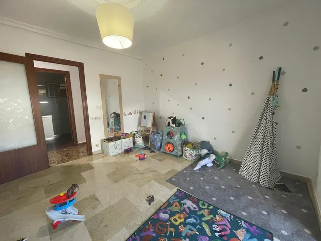 Amplio apartamento de 4 dormitorios con patio privado y solárium en Rojales — 18