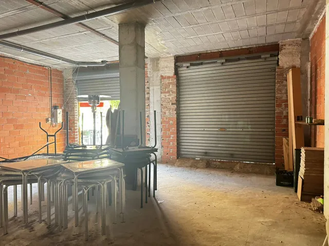 LOCAL COMERCIAL EN VENTA — 4