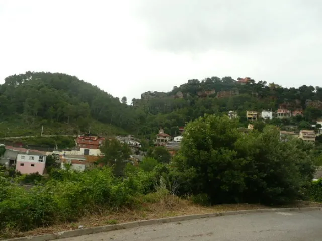 SOLAR EN VENDA A CORBERA DE LLOBREGAT — 11