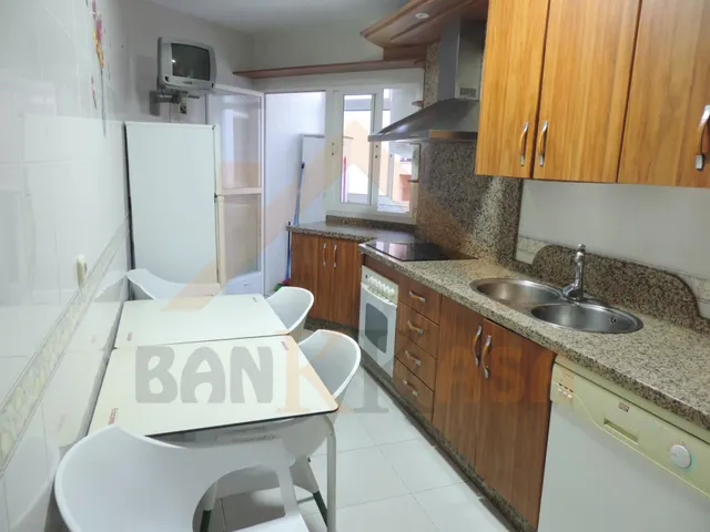 SE VENDE PISO EN EJIDO FRENTE A LA PLAZA MAYOR DE EL EJIDO — 9