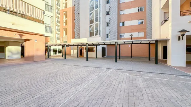ÁTICO CON SOLÁRIUM EN AVDA. IMPERIO ARGENTINA. MÁLAGA — 39