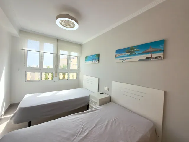 Apartamento moderno en Guardamar del Segura — 18