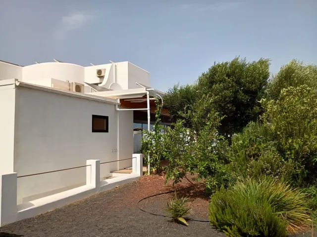 "VILLA NAUTILUS" Villa de lujo independiente con vista al mar en Playa Blanca. — 8
