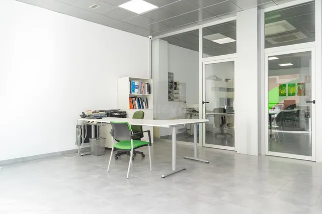 🏢 ¡OPORTUNIDAD ÚNICA! LOCAL COMERCIAL A PIE DE CALLE EN MOTR - foto 5