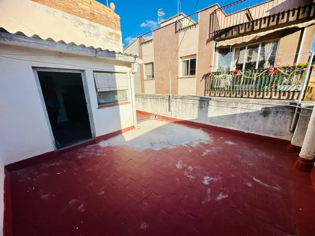 Fantástica casa esquinera en Remolins — 19