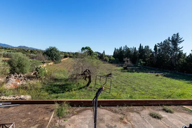 Casa rústica con amplio terreno en Santa Maria del Camí — 43