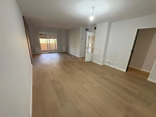 Piso 4 habitaciones 159m² en alquiler - Adelfas - foto 3