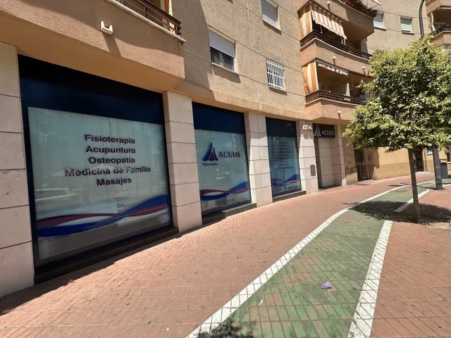 Se Traspasa Clínica de Fisioterapia — 2