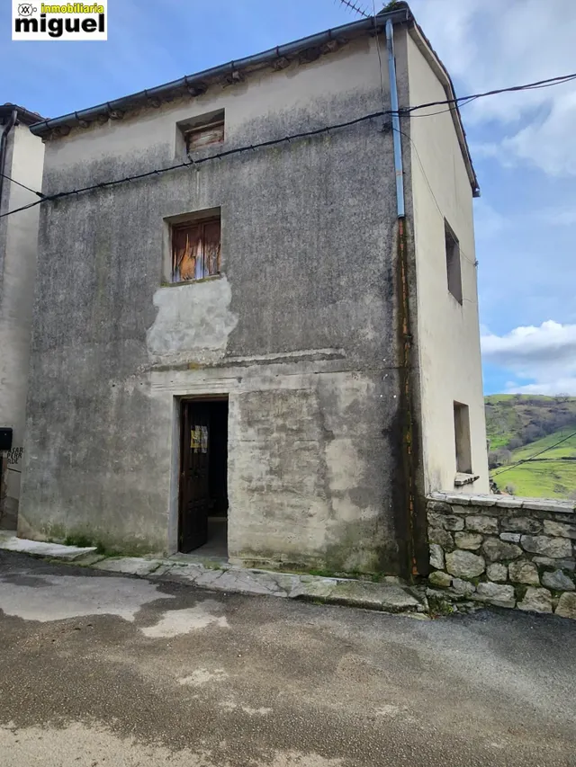 Se vende propiedad para rehabilitar en Suarias, Peñamellera  - foto 5