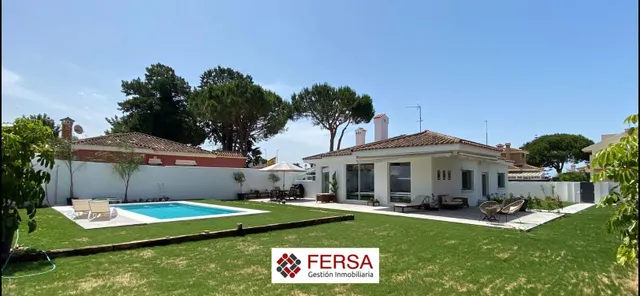 FANTASTICO CHALET INDEPENDIENTE EN VENTA EN LA URBANIZACIÓN 