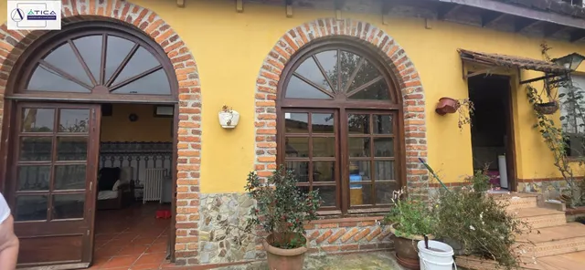 PROPIEDAD CON GRAN PARCELA URBANA, VARIAS construcciones Y FINCA RÚSTICA ANEXA — 42