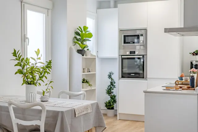 VIVIENDA REFORMADA Y MUY LUMINOSA EN RETIRO — 12