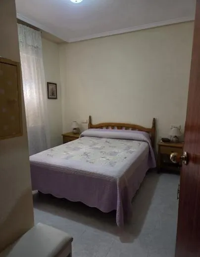 Gran apartamento en Torrevieja: 1 hab, 1 baño — 9