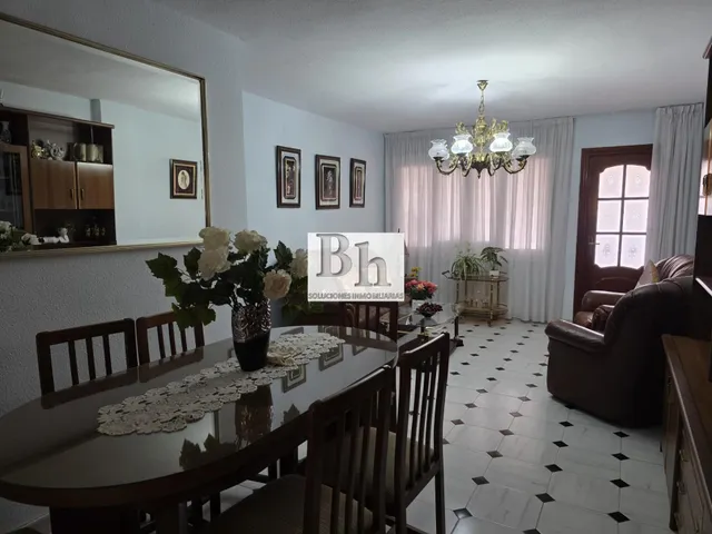 Inmobiliaria Blanhogar vende fantástico piso en La Paz. — 11