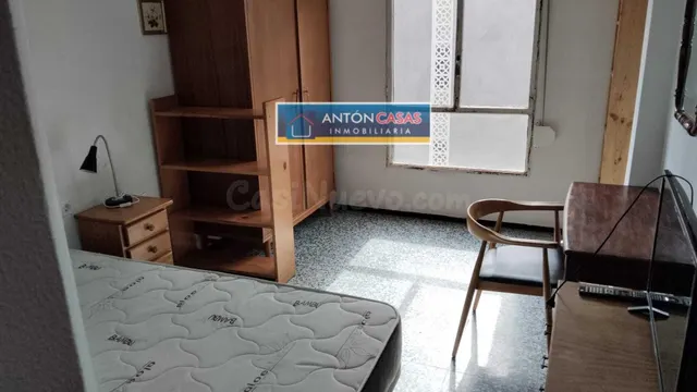 AMPLIO PISO EN ELCHE ZONA CÉNTRICA — 3