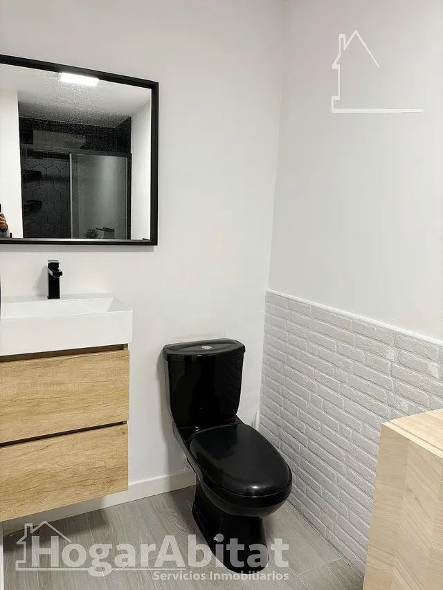 ¡EN PLENO CENTRO! ESTUDIO CONFORTABLE, IMPECABLE Y REFORMADO A ESTRENAR — 20