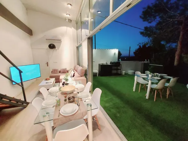 Espectacular chalet independiente con piscina privada, casa de invitados y vistas en Urb. Vistabella — 14