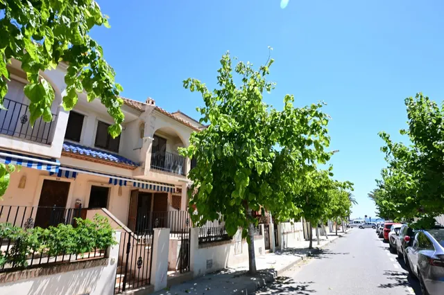 SE VENDE DUPLEX EN LOS NAREJOS A SOLO 120 METROS DE PLAYA LA - foto 3