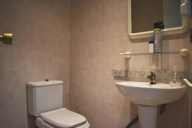 Local de 50 m2 en Av Madrid, frente al Mercado Delicias y junto Pso. Calanda — 9
