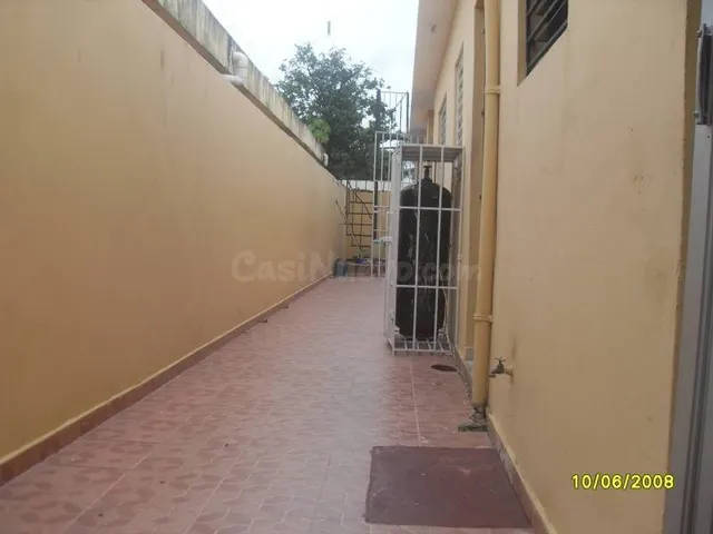 Casa en Lucerna, proximo a Mega-centro, Rep. Dom. - foto 4
