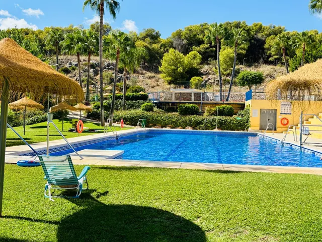 Estupendo piso 4 dormitorios planta baja con grandes terrazas en pinillo (Torremolinos) — 34