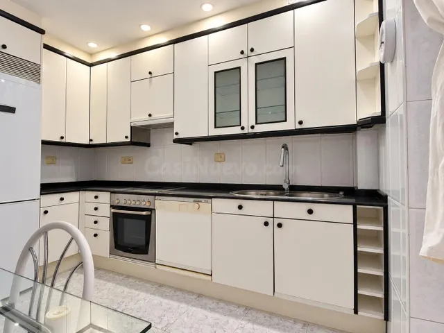 Piso de 3 dormitorios con tres terrazas y muchas posibilidad - foto 3