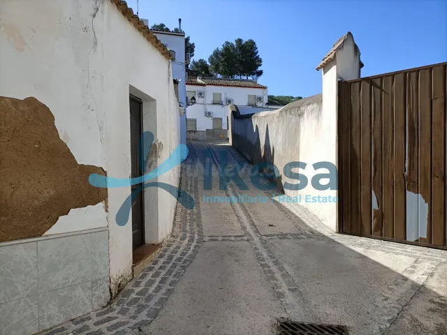 A reformar Vivienda en Valenzuela. Córdoba - foto 3