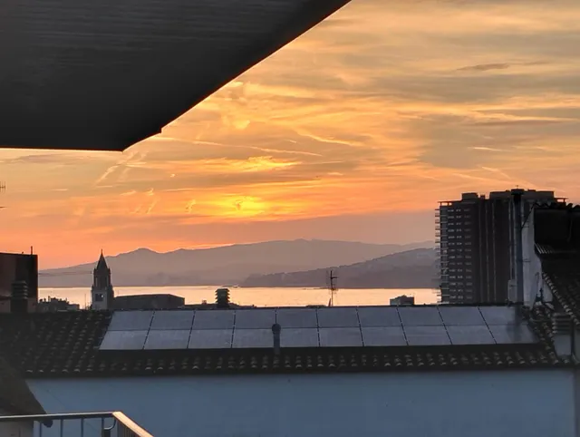 Buen apartamento con buena terraza, cerca del centro de Palamos — 44
