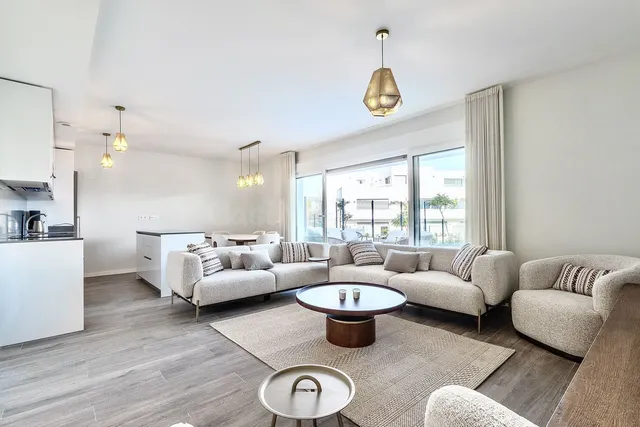 Planta baja 3 habitaciones 118m² en alquiler - Costa Del Sol - foto 2
