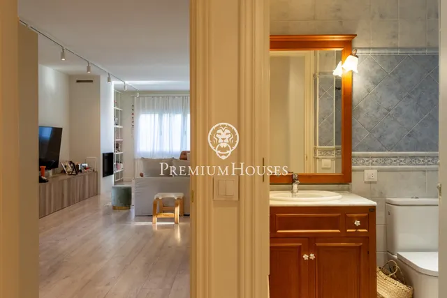 Casa independiente con jardín en venta en Argentona — 28