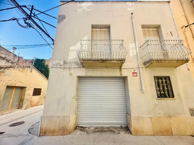 Fantástica casa esquinera en Remolins - foto 3