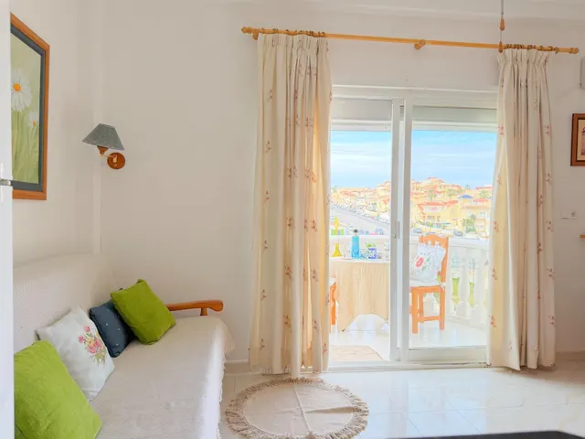 Gran apartamento en orihuela costa 2 hab, 1 baño — 16