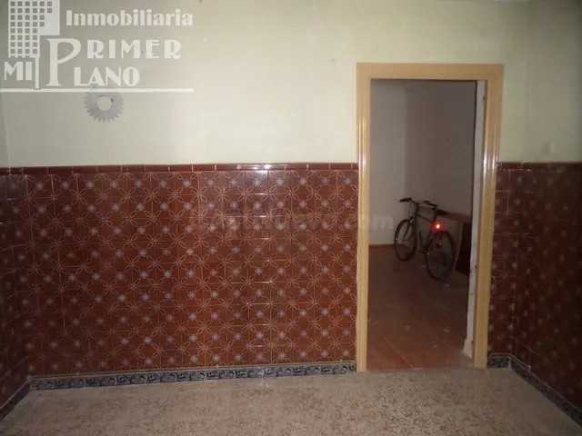 ¡¡CASA DE PLANTA BAJA EN ESQUINA JUNTO A DOÑA CRISANTA!! - foto 3