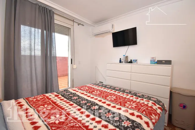 ¡Vistas panorámicas! Ático amplio y sofisticado con terraza y ascensor — 15