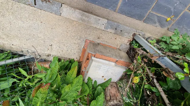 SE VENDE SOLAR DE 209 M2 EN LA PLACA — 7
