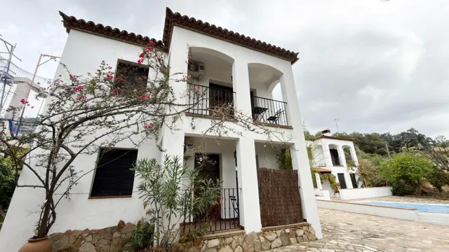 Exclusivo Hotel en Almonaster la Real con Vistas Panorámicas — 18
