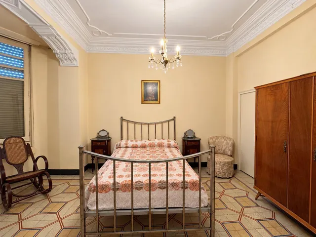 Casa señorial en el casco histórico de Carlet | 360 m2 y 3 plantas — 40